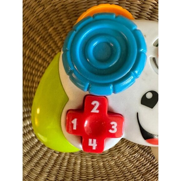 Fisher-Price Laugh & Learn Game & Learn Controller - Picture 4 of 9